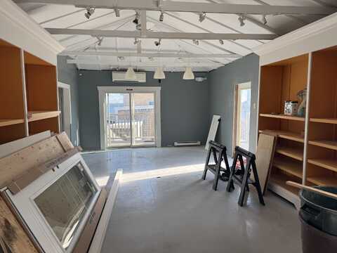 355 Commercial Street unit: 2, Provincetown, MA 02657