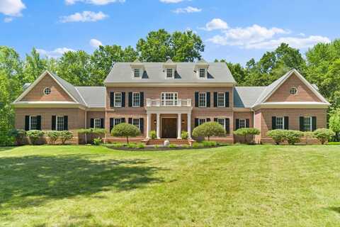 5455 Plantation Road, Sunbury, OH 43074