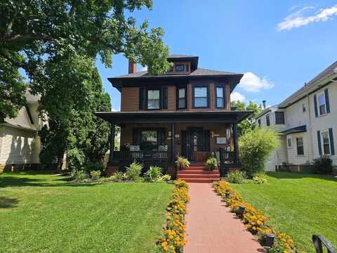 421 Rawlings Street, Washington Court House, OH 43160