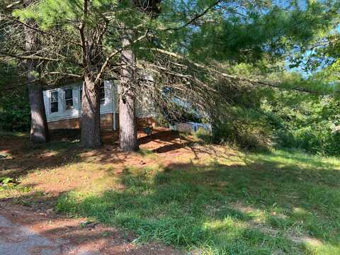 1368 Indiana Avenue, Logan, OH 43138