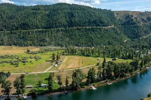 842 W Riverside Dr, Saint Maries, ID 83861