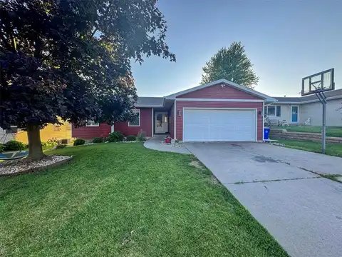 3400 King Drive SW, Cedar Rapids, IA 52404
