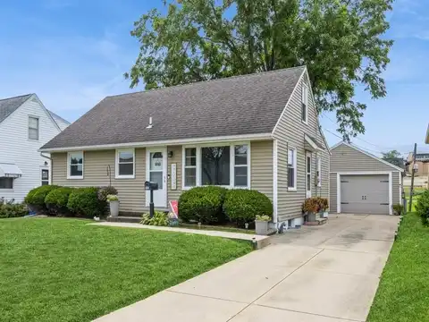 1807 9th Avenue SW, Cedar Rapids, IA 52358