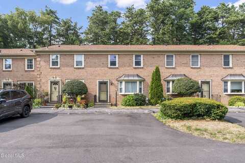 232 Point Of Woods Drive, Albany, NY 12203