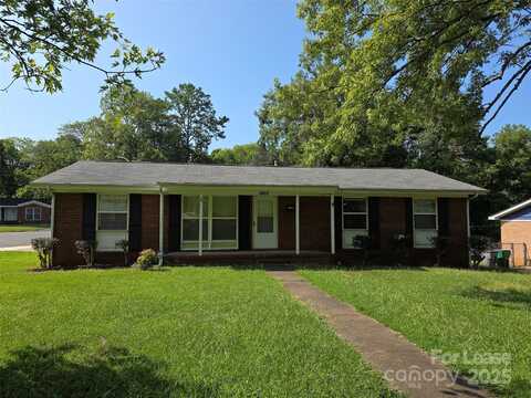 4800 Crestmont Drive, Charlotte, NC 28205