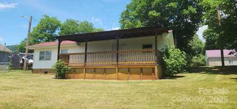 174 E Sylva Circle, Sylva, NC 28779