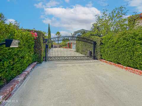 2848 Bayham Cir, Thousand Oaks, CA 91362