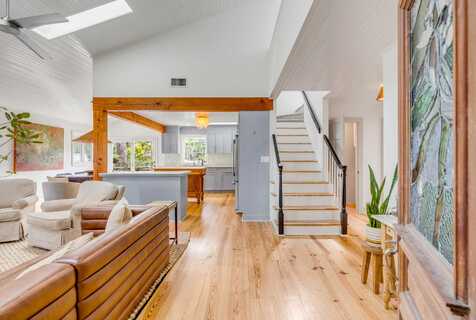 619 E Erie Avenue, Folly Beach, SC 29439