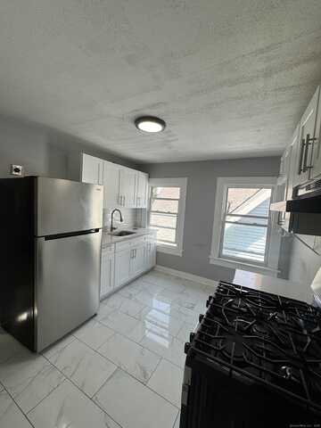 146 Farren Avenue, New Haven, CT 06513