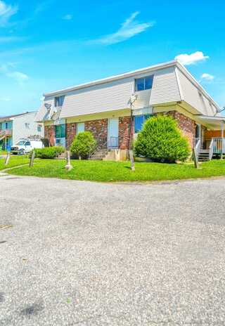 387 Bucks Hill Road, Waterbury, CT 06704