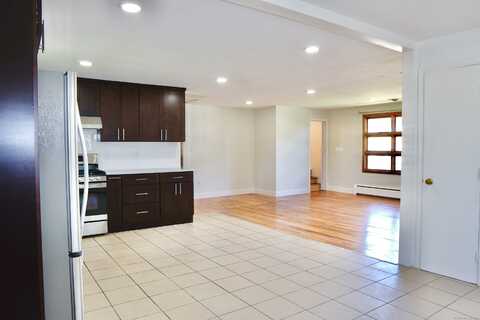 71 Avon Avenue, Waterbury, CT 06708
