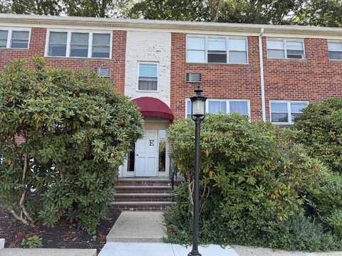 11 Bedford Avenue, Norwalk, CT 06850