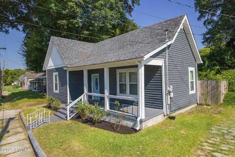 209 Hatton Street, Jackson, TN 38301
