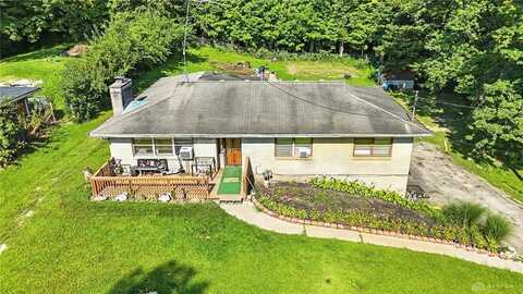 1231 White Oak Drive, Springfield, OH 45504