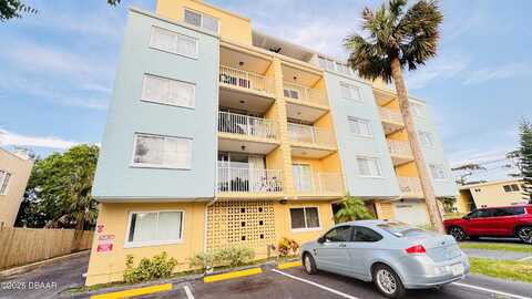 732 N Halifax Avenue, Daytona Beach, FL 32118