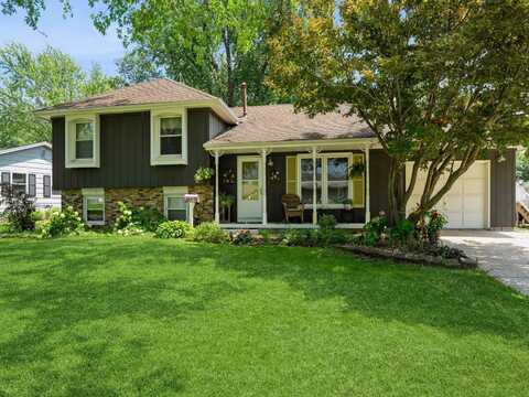 1104 E 13th Street S, Newton, IA 50208