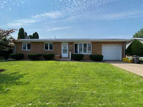 1220 Kane, Dubuque, IA 52001