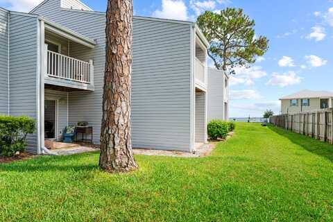 101 Old Ferry Road, Shalimar, FL 32579