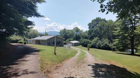 111 Clarksville Lane, Franklin, NC 28734