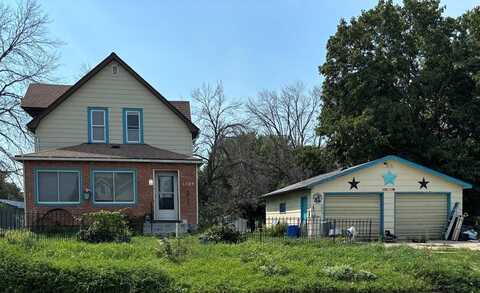 1209 Pleasant Street, Gowrie, IA 50543