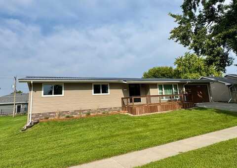 1320 S 25th St, Fort Dodge, IA 50501