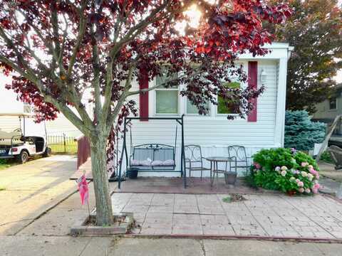 616 Mary Ann Drive, Huron, OH 44839