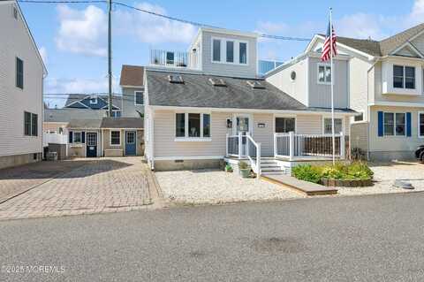 135 N Bayside Road, Lavallette, NJ 08735