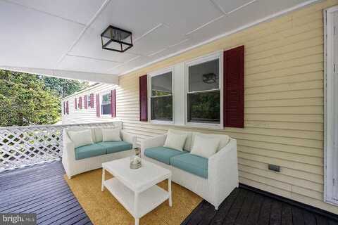 400 LAUREL RUN DRIVE, QUAKERTOWN, PA 18951