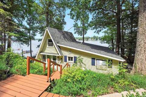 9935 E 645, Wolcottville, IN 46795