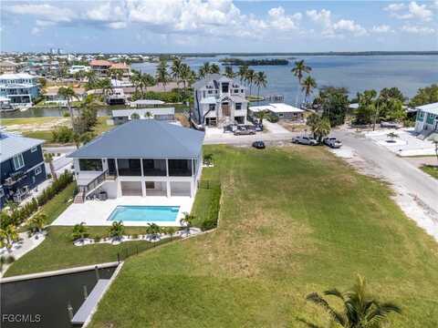 2 Bayview Boulevard, Fort Myers Beach, FL 33931