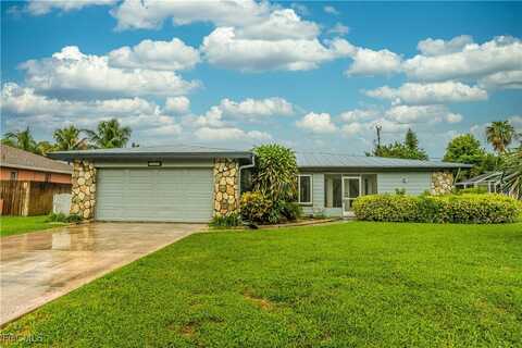1008 SE 25th Terrace, Cape Coral, FL 33904