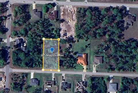 905 Magnolia Avenue, Lehigh Acres, FL 33972