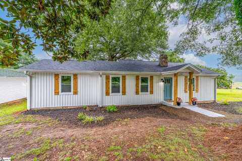 2220 Davis Road, Woodruff, SC 29388