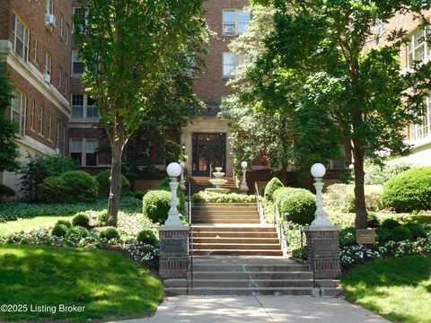 1412 Willow Ave, Louisville, KY 40204