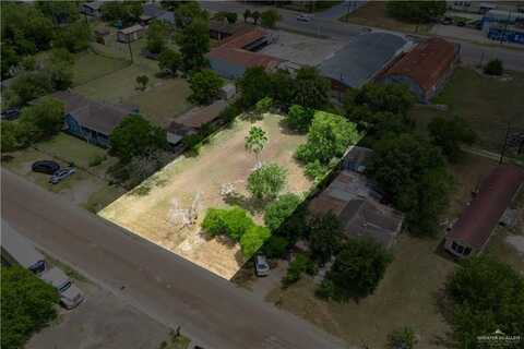931 Main Avenue, Raymondville, TX 78580