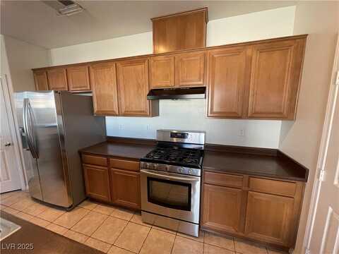 31 HUDSON CANYON Street, Henderson, NV 89012