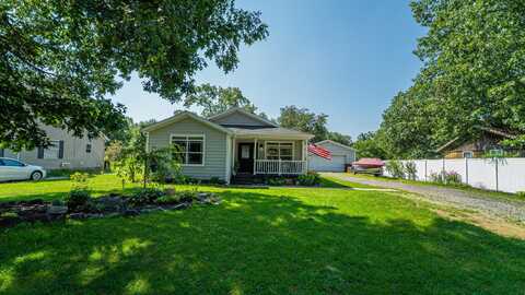 4545 E 1040 N, DeMotte, IN 46310