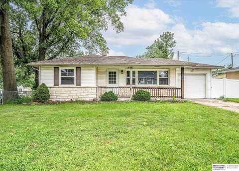 3240 S 45th Street, Omaha, NE 68106