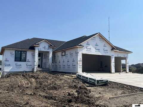 8700 Honeybee Lane, Lincoln, NE 68526