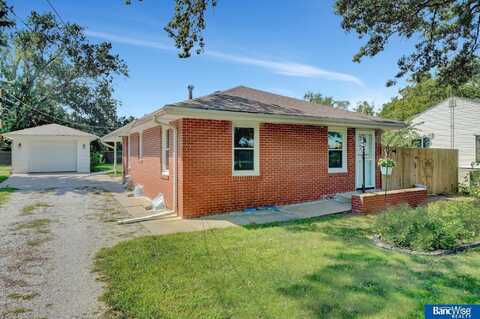 847 W Stockwell Street, Lincoln, NE 68522