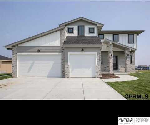 6525 S 208th Avenue, Elkhorn, NE 68022
