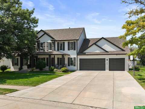 9902 S 173 Circle, Omaha, NE 68136