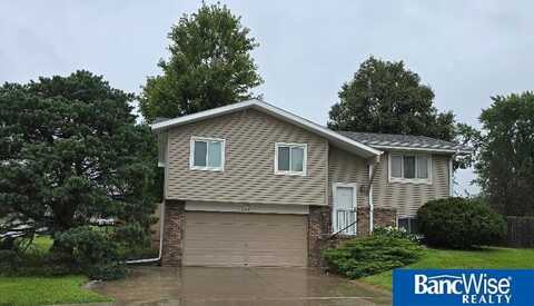 4000 Duxhall Drive, Lincoln, NE 68516