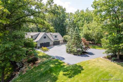 10677 Alamoe Drive, Belding, MI 48809