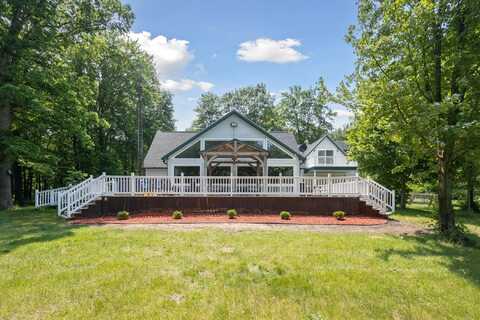 30170 Beeson Street, Dowagiac, MI 49047