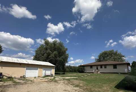 2431 E Britian Ave, Benton Harbor, MI 49022