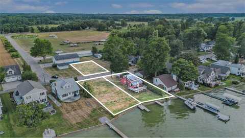 2207 Strait Tow Boulevard, Crystal, MI 48818