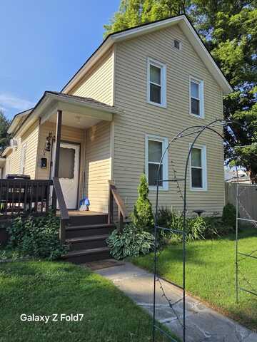 1004 State Street, Port Huron, MI 48060