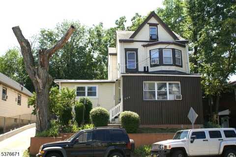 325 - 327 W Broadway, Paterson, NJ 07522