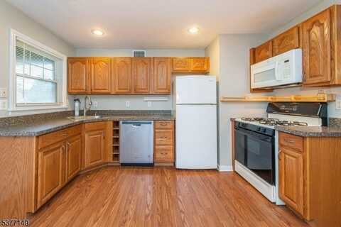 105 Newark Pompton Tpke, Riverdale, NJ 07457